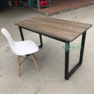 Bàn chân sắt chữ U màu óc chó KT 60x1m2 (BCSU-05)