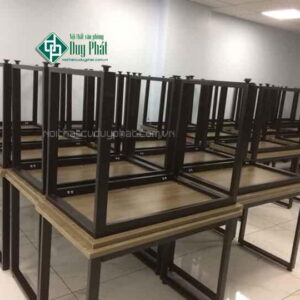 Bàn chân sắt chữ U màu óc chó KT 60x1m2 (BCSU-05)