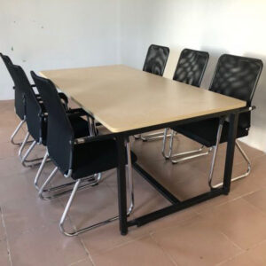 Bàn họp văn phòng giá rẻ kích thước 1mx2m (BHCS-01)