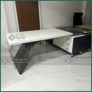 Bàn giám đốc chân sắt nhập khẩu Filza 2m – BGDDP66