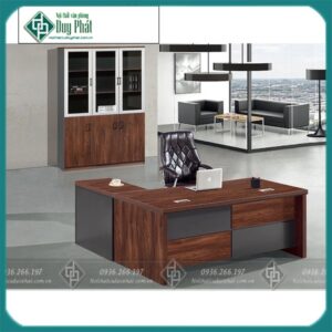 Bàn giám đốc không hộc KT 80X1M6 CAO 75CM (2500-2)