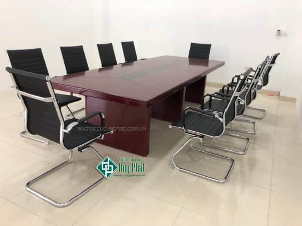 Bàn họp sơn PU 3,5m đỏ nâu, thiết kế chữ nhật, bề mặt bóng mịn